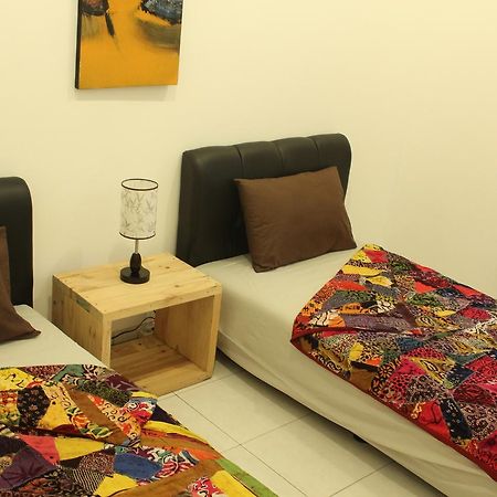The Wayang Homestay Γιογκιακάρτα Εξωτερικό φωτογραφία