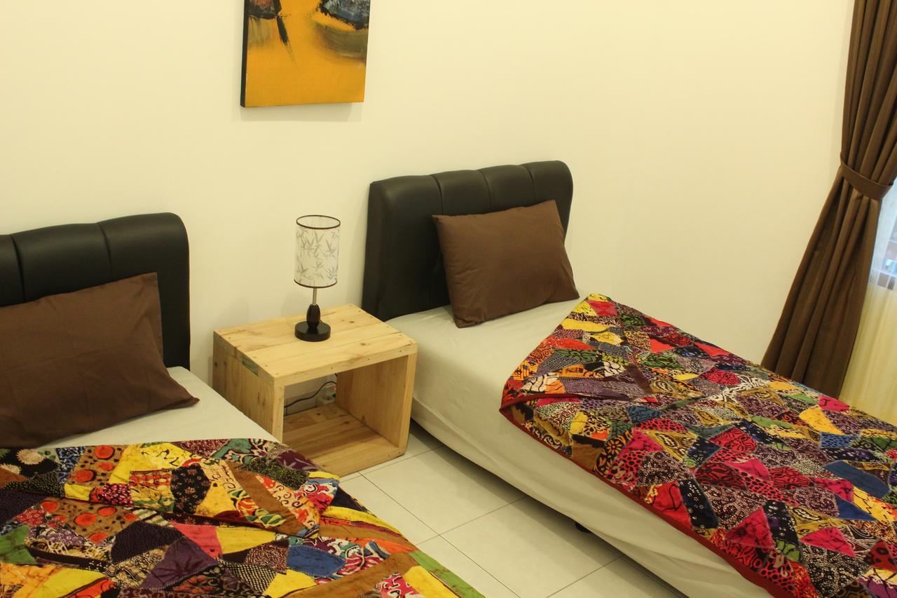 The Wayang Homestay Γιογκιακάρτα Εξωτερικό φωτογραφία