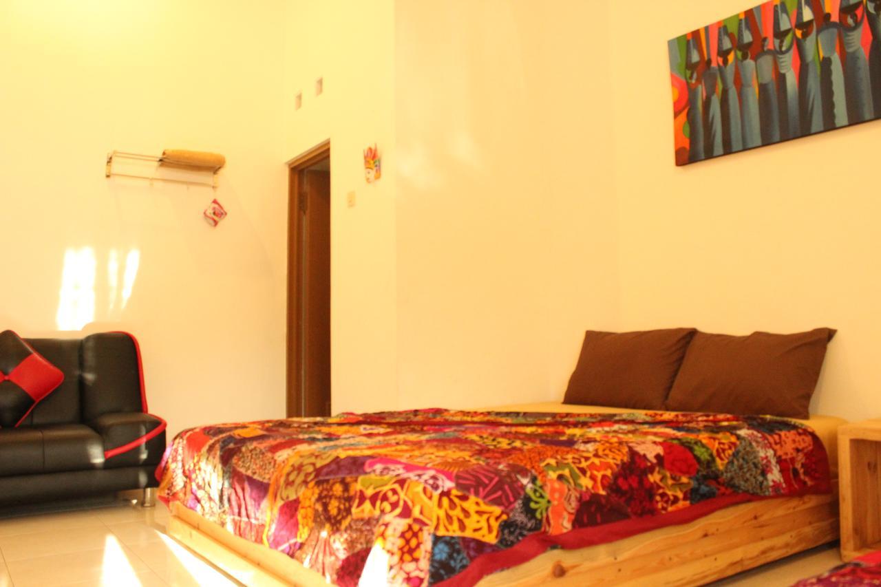 The Wayang Homestay Γιογκιακάρτα Εξωτερικό φωτογραφία