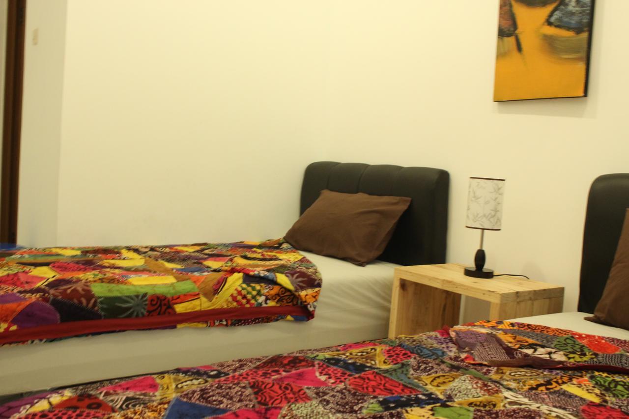 The Wayang Homestay Γιογκιακάρτα Εξωτερικό φωτογραφία